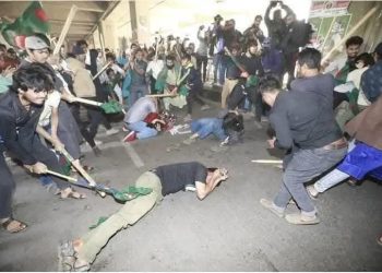 ঢাকায় সংখ্যালঘু আদিবাসী ছাত্রদের উপর মারাত্মক হামলা চালিয়েছে মুসলিম ছাত্ররা, আহত ডজন খানেক পড়ুয়া