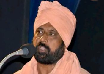 মমতা ব্যানার্জির ‘বিষ নজরে’ থাকা মুর্শিদাবাদের কার্তিক মহারাজকে পদ্মশ্রী পুরষ্কারে সম্মানিত করছে কেন্দ্র সরকার