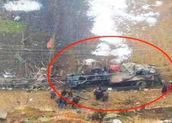 বান্দিপোরায় সেনাবাহিনীর গাড়ি খাদে পড়ে ৪ সেনা নিহত, ২ জন আহত