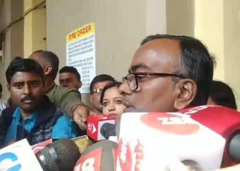 আরজি করে কান্ডে ধৃত সঞ্জয়ের ফাঁসির দাবিতে রাজ্য সরকারের মামলার বৈধতা নিয়ে প্রশ্ন তুললো কলকাতা হাইকোর্ট