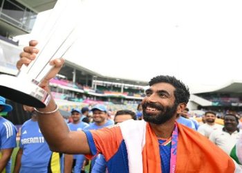 চ্যাম্পিয়ন্স ট্রফিতে অনিশ্চিত জাসপ্রিত বুমরাহ !