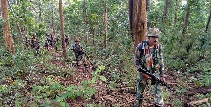গড়িয়াবন্দের ওড়িশা-ছত্তিশগড় সীমান্তে এনকাউন্টারে খতম ১২ জন নকশাল
