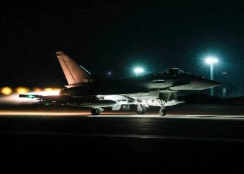 ইয়েমেনে হুতিদের ঘাঁটিতে মার্কিন বিমান হামলা