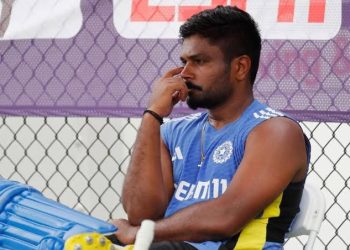 চ্যাম্পিয়ন্স ট্রফিতে সঞ্জু স্যামসন বাদ পড়ায় সমালোচনা মুখে পড়েছে নির্বাচকরা