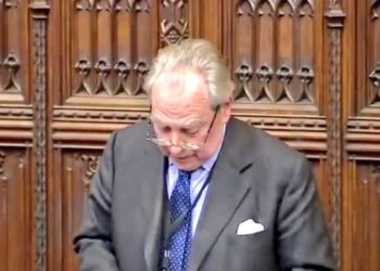 ব্রিটেনে ২৫ বছরে ২.৫ লাখ শ্বেতাঙ্গ মেয়ে মুসলিম শরণার্থীদের দ্বারা ধর্ষণের শিকার : জানালেন ব্রিটিশ সাংসদ, ইতালিতে মুরগিকে যৌন নিগ্রহের অভিযোগে শরণার্থী রেহান বেগের ৩ বছরের জেল