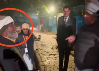 দিল্লি : ৫৫ বছর বয়সে ষষ্ঠ সন্তানের জন্ম দিতে চলেছে বাংলাদেশি আমির, মোদীর উপর চরম রাগ,এনএসির সদস্য হর্ষ মান্ডার তার ভোটার কার্ড তৈরি করে দিয়েছিল