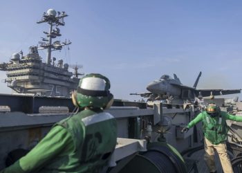 পূর্ব আফ্রিকায় ইসলামি স্টেট ঘাঁটিতে মার্কিন বাহিনীর মারাত্মক বিমান হামলা, বহু সন্ত্রাসী খতম