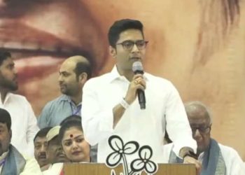 নিয়োগ দুর্নীতিতে জড়িত থাকার প্রমাণ দিতে পারলে ফাঁসিতে ঝোলার কথা ঘোষণা করলেন অভিষেক ব্যানার্জি