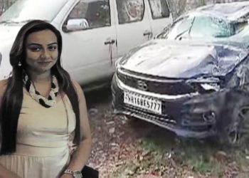 মদ্যপ যুবকদের হাত থেকে নিজের সম্ভ্রম বাঁচাতে প্রাণ দিলেন হুগলির তরুনী, রাজ্যে আইনের শাসন ও মহিলাদের নিরাপত্তা নিয়ে উঠছে প্রশ্ন