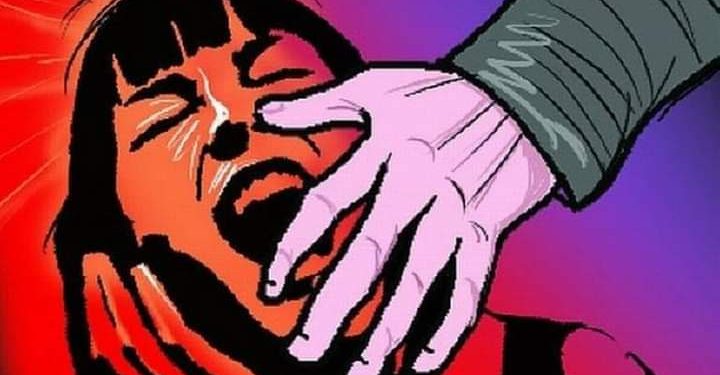 বাংলাদেশের শেরপুরে কিশোরীকে জঙ্গলে টেনে নিয়ে গিয়ে গনধর্ষণ, জানতে পেরে মায়ের আত্মহত্যার চেষ্টা