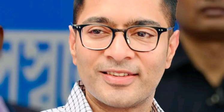 শিক্ষক নিয়োগ দুর্নীতি মামলায় সিবিআইয়ের চার্জশিটে জনৈক ‘অভিষেক ব্যানার্জি’ কে ? মুখ্যমন্ত্রীর ভাইপোর আইনজীবী বলছেন ‘ভিত্তিহীন অভিযোগ’