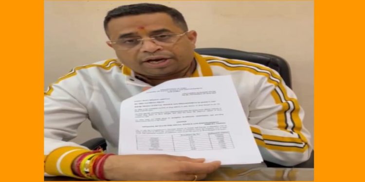 পশ্চিমবঙ্গে ২৭ লক্ষ মাতালসহ ৩৫ লক্ষ নেশাগ্রস্তের পরিসংখ্যান দিলেন বিজেপি সাংসদ সৌমিত্র খাঁ