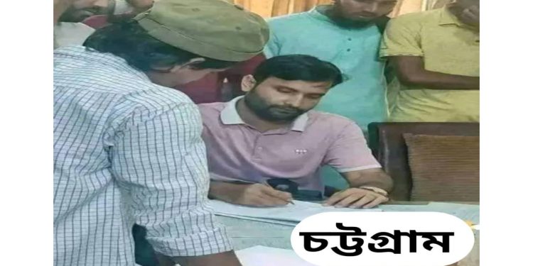 ধর্মত্যাগ নাকি চাকরি ত্যাগ ? জিহাদিদের দেওয়া দ্বিতীয় বিকল্প বেছে নিলেন বাংলাদেশের হিন্দু শিক্ষক