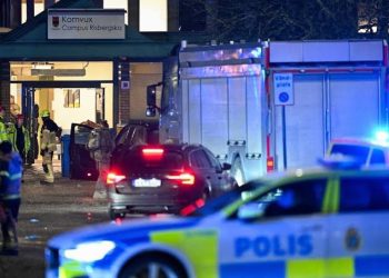 সুইডেনের স্কুলে বন্দুক হামলায় নিহত ১১, গুরুতর আহত আরও বেশ কয়েকজন