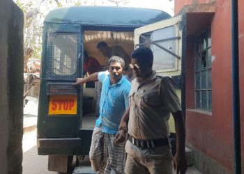 কাটোয়ায় আগ্নেয়াস্ত্রসহ ধৃত তৃণমূল কর্মী