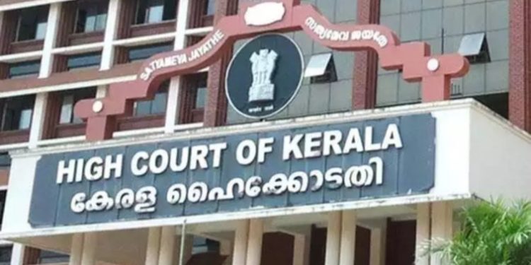 স্ত্রীর সাথে যৌনতার পরিবর্তে আধ্যাত্মিক করে তোলার চেষ্টাকে স্বামীর ‘মানসিক নিষ্ঠুরতা’ বলে অবিহিত করল কেরাল হাইকোর্ট