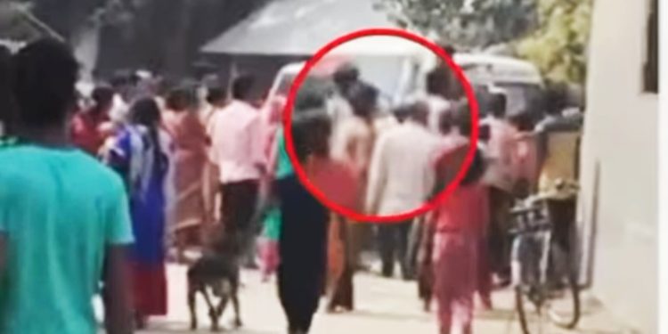 চোপড়ায় মাদক ও অস্ত্র পাচারকারী তৃণমূল নেতা মুজিবর রহমানকে ধরতে গিয়ে আক্রান্ত পুলিশ, ডিজিকে ‘অযোগ্য ও চাটুকার’ তকমা দিলেন সুকান্ত মজুমদার