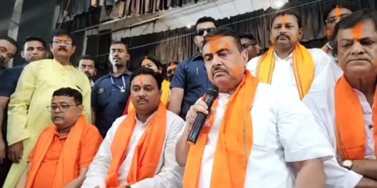 হুমায়ুন কবিরকে উন্মাদ-হাফ ম্যাড ও পাগল আখ্যা দিয়ে পালটা চ্যালেঞ্জ ছুড়ে দিলেন শুভেন্দু অধিকারী