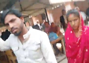 ইউপির জৌনপুরের আদালতে লাভ জিহাদিকে বেদম পিটিয়ে দিল আইনজীবীরা