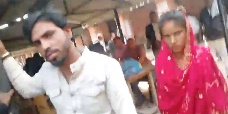 ইউপির জৌনপুরের আদালতে লাভ জিহাদিকে বেদম পিটিয়ে দিল আইনজীবীরা