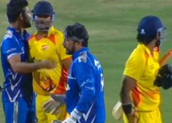 সেলিব্রিটি ক্রিকেট লিগ : কিচ্চা সুদীপের দলকে হারিয়ে ফাইনালে চেন্নাই, মুখোমুখি পাঞ্জাব