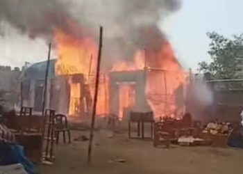 আসানসোলে রাজ্য সরকারের হস্তশিল্প মেলায় বিধ্বংসী আগুন, একাধিক স্টল ভস্মীভূত, ছিল না অগ্নিনির্বাপন ব্যবস্থা