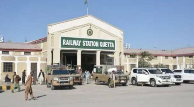 জাফর এক্সপ্রেসের ২১৪ জন পববন্দি পাকিস্তানি সেনাকে হত্যা করার কথা ঘোষণা করল বালুচ বিদ্রোহীরা