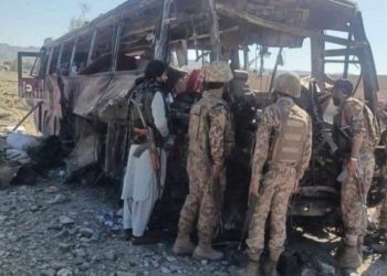 নুশকিতে পাকিস্তানি সেনার কনভয়ে বেলুচ লিবারেশন আর্মি ভয়াবহ আক্রমণে ৯০ জন সেনার মৃত্যু