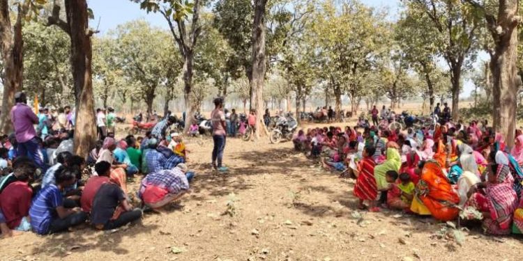 বীরভূমের দেউচা-পাঁচামিতে আদিবাসীর আন্দোলনকে দমাতে মমতা ব্যানার্জির গুণ্ডা পুলিশ ব্যাপক অত্যাচার করছে : অভিযোগ শুভেন্দু অধিকারীর