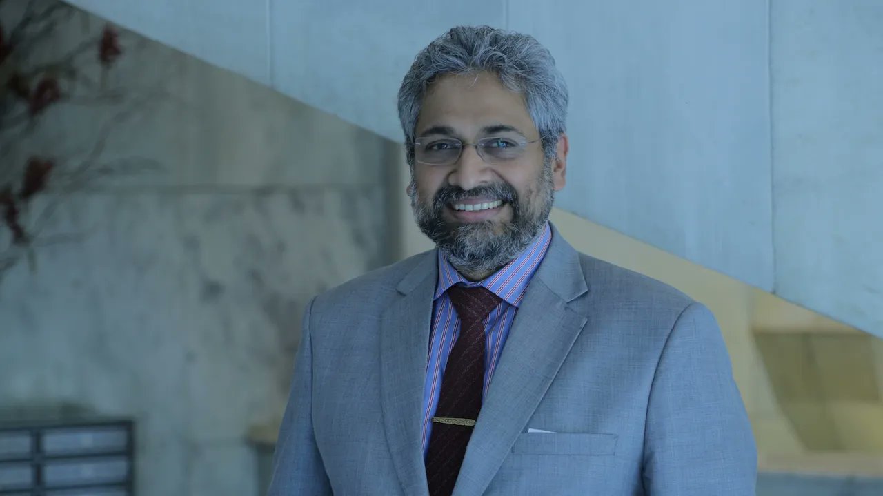 বিতর্কিত বামপন্থী নিউজ পোর্টাল ‘দ্য ওয়্যার’-এর সহ-প্রতিষ্ঠাতা সিদ্ধার্থ ভারদরাজন ৫০ কোটি টাকার সম্পত্তি কিনেছেন : রিপোর্ট