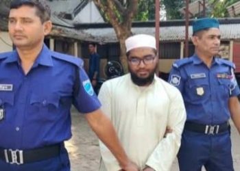 বাংলাদেশের রাজবাড়ীতে ৩ ছাত্রকে ধর্ষণ, গ্রেপ্তার মাদ্রাসার সমকামী শিক্ষক‌