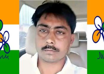 ‘ভুয়ো ভোটার’ খুঁজতে বের হওয়া খোদ তৃণমূল নেতার নাম দু’জায়গার ভোটার তালিকায়