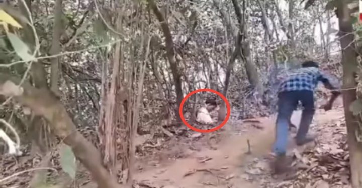 সপ্তম শ্রেণী পড়ুয়া মেয়েকে গনধর্ষণের বিরুদ্ধে মামলা করায় খুন হিন্দু ব্যক্তি, খাদের কিনারায় বাংলাদেশের সংখ্যালঘুদের জীবন