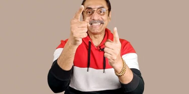 ভারত ও হিন্দু বিদ্বেষী আমেরিকা প্রবাসী বাংলাদেশি পিনাকি ভট্টাচার্য হিন্দু নয়, পাকিস্থানি রাজাকার সোয়েব আব্দুল্লাহর ধর্ষণে জন্ম ! চাঞ্চল্যকর দাবি সংবাদপত্রে