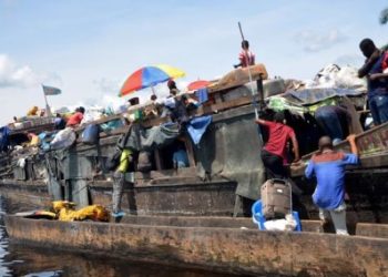 কঙ্গোয় নৌকায় আগুল লাগার পর নদীতে ডুবে কমপক্ষে ১৪৮ জনের মৃত্যু হয়েছে