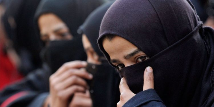 ‘শরিয়া আদালত’, ‘কাজী আদালত’ ইত্যাদির কোনও আইনি স্বীকৃতি নেই, তাদের নির্দেশাবলী এবং ফতোয়া বাধ্যতামূলক নয় : সুপ্রিম কোর্ট