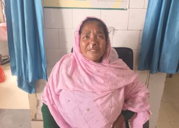 অন্তঃসত্ত্বা স্ত্রীকে নার্সিংহোমে ভর্তি না করে হাসপাতালে করায় ঘুঁসি মেরে শাশুড়ির নাক ফাটালো জামাই