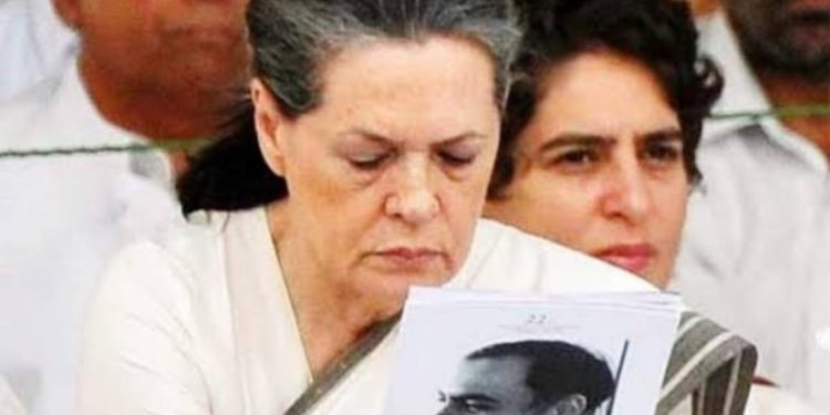 ‘রহস্যময়ী’ সোনিয়া গান্ধীর কিছু রহস্যজনক কর্মকাণ্ড !