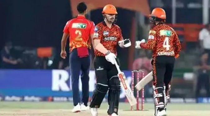 আইপিএল ২০২৫ : পাঞ্জাবকে ৮ উইকেটে হারাল এসআরএইচ, অভিষেক শর্মার সেঞ্চুরি