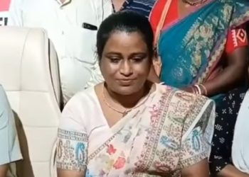 তৃণমূলের হামলা থেকে বাঁচতে তৃণমূলেই যোগ দিলেন নাটাবাড়ীর বিজেপি নেত্রী, সুকান্তর প্রতিক্রিয়া : ‘এটাই এরাজ্যের রাজনৈতিক স্বাধীনতা ও ব্যক্তিগত নিরাপত্তার অবক্ষয়কে স্পষ্ট চিত্র’