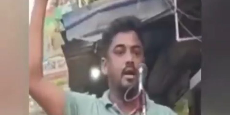 ধুলিয়ান পুরসভার তৃণমূলের চেয়ারম্যান মোঃ ইনজামুল হকের উস্কানিমূলক বক্তব্য ও দাঙ্গায় নেতৃত্ব দেওয়ার ভিডিও শেয়ার করলেন শুভেন্দু অধিকারী