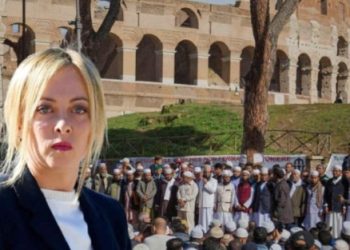 জামাতে নামাজ আদায় নিষিদ্ধ ঘোষণা করল ইতালির আদালত