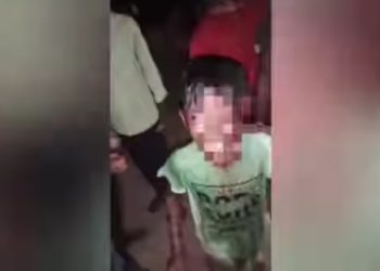 ‘জিহাদি’দের দ্বারা ষাঁড় চুরির প্রতিবাদ করা এক কিশোরকে মেরে মাথা ফাটানোর অভিযোগ উঠল ঘাটাল থানার পুলিশের বিরুদ্ধে