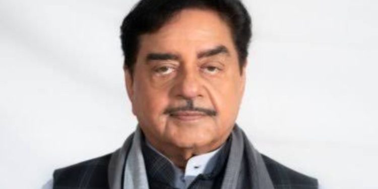 পহেলগাঁয়ে হিন্দু নরসংহারকে ‘গোদী মিডিয়ার অপপ্রচার যুদ্ধ’ হিসাবে মনে করছেন তৃণমূল সাংসদ শত্রুঘ্ন সিনহা