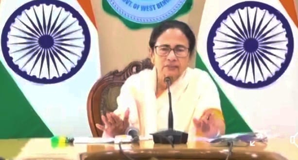 “আমি সুপ্রিম কোর্টের রায় মেনে নিতে পারলাম না” : বললেন মমতা ব্যানার্জি, দায় চাপালেন বিজেপি সিপিএমের ঘাড়ে