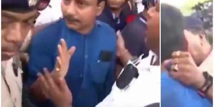 কলকাতা : খবর সংগ্রহ করতে যাওয়া সাংবাদিকের কলার ধরল পুলিশ, ‘চটিচাটা দলদাস পুলিশের’ বিরুদ্ধে ক্ষোভ উগরে দিলেন শুভেন্দু অধিকারী