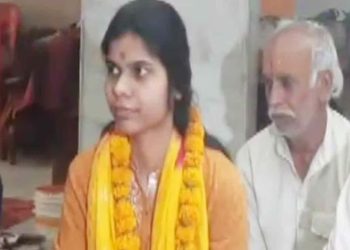 যার সঙ্গে নিজের বাবা হালালা করতে চেয়েছিল, সেই নেহা খান পহেলগাম হামলায় মর্মাহত হয়ে ইসলাম ত্যাগ করলেন