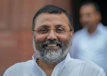 ‘দেশে ধর্মযুদ্ধ উস্কে দিয়েছে সুপ্রিম কোর্ট’ : বললেন বিজেপি সাংসদ নিশিকান্ত দুবে, দায় এড়াল দল