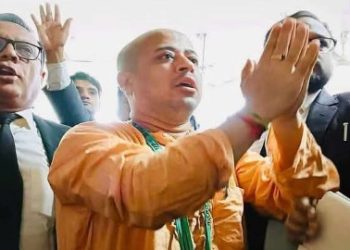 কুখ্যাত সন্ত্রাসীদের মুক্ত করলেও নিরীহ হিন্দু সন্ন্যাসী চিন্ময় কৃষ্ণ প্রভুকে জেল থেকে বের হতে দিল না মৌলবাদী শাসক মহম্মদ ইউনূস