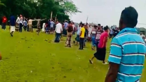 ফেসবুক পোস্টকে কেন্দ্র করে বাংলাদেশের সুনামগঞ্জে তুমুল সংঘর্ষ, গুলিবিদ্ধসহ আহত ৪০